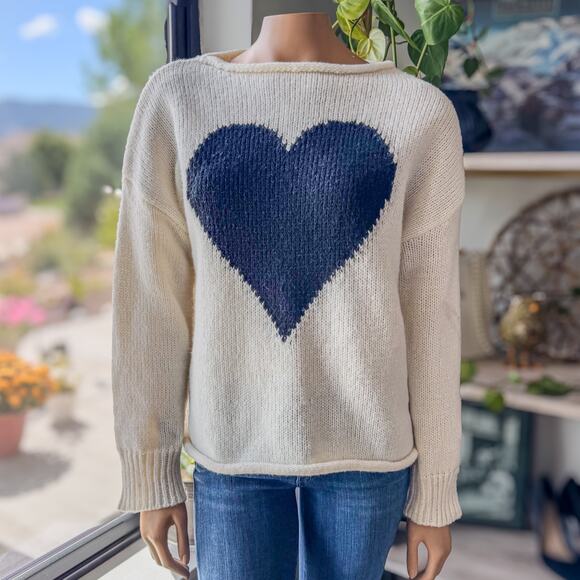 NWT-Amelle Statement Heart Sweater by Miami of Francesca’s, Women's Size Medium - Picture 1 of 9